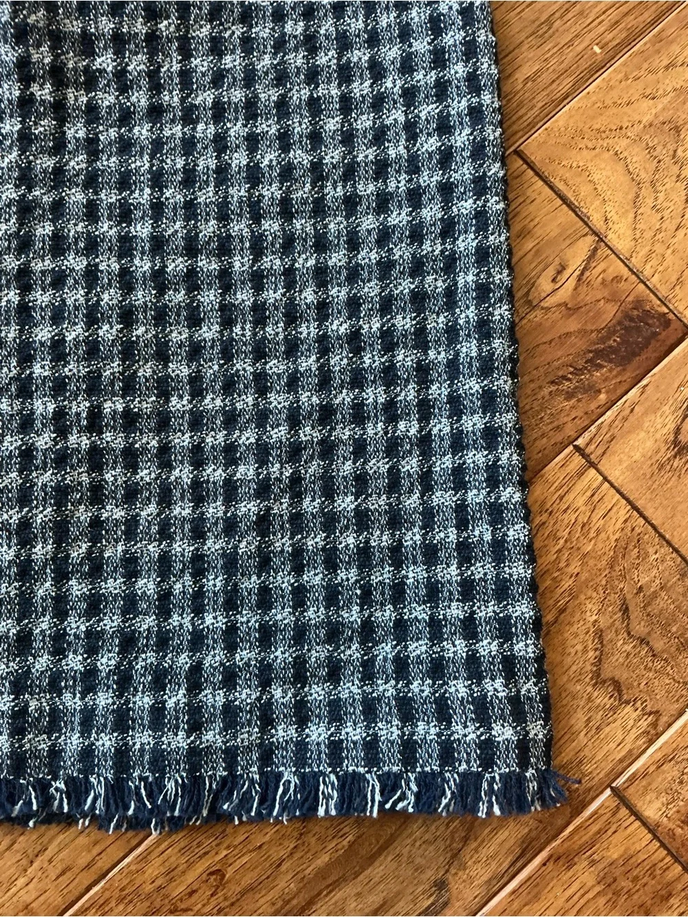 Weekend Max Mara Navy Tweed Skirt, size 6